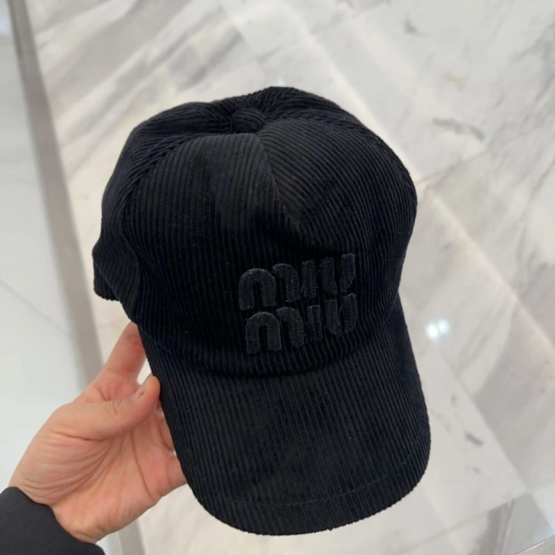 Miu Miu Caps ComfortFit 257591