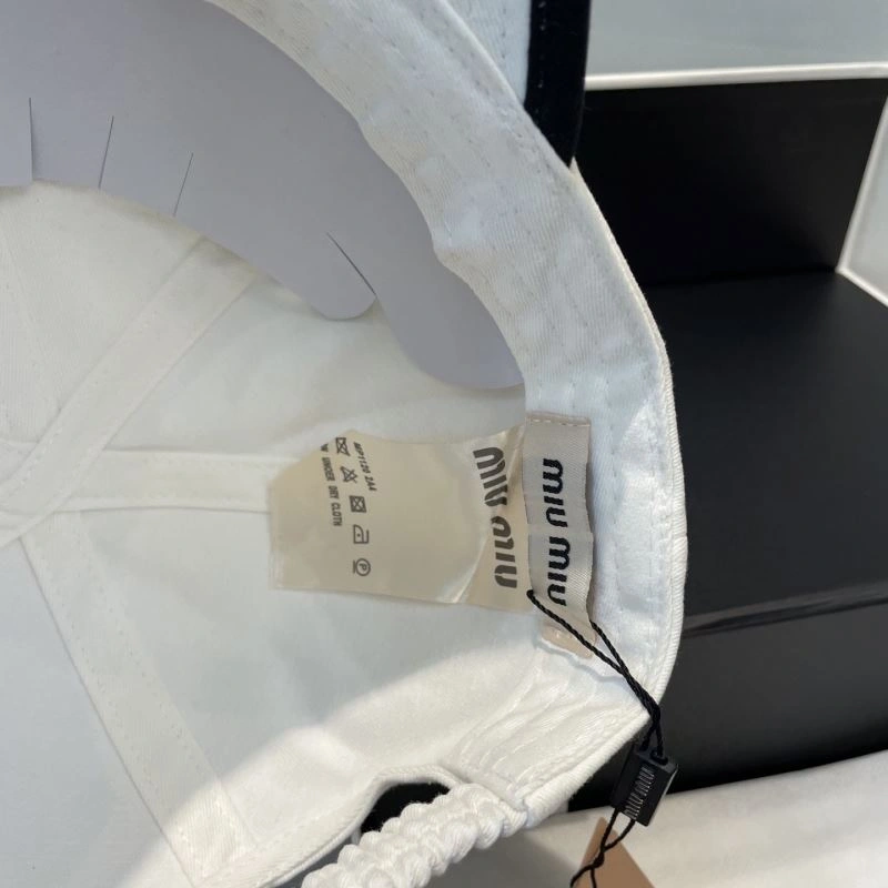 Elegant Miu Miu Caps 257576