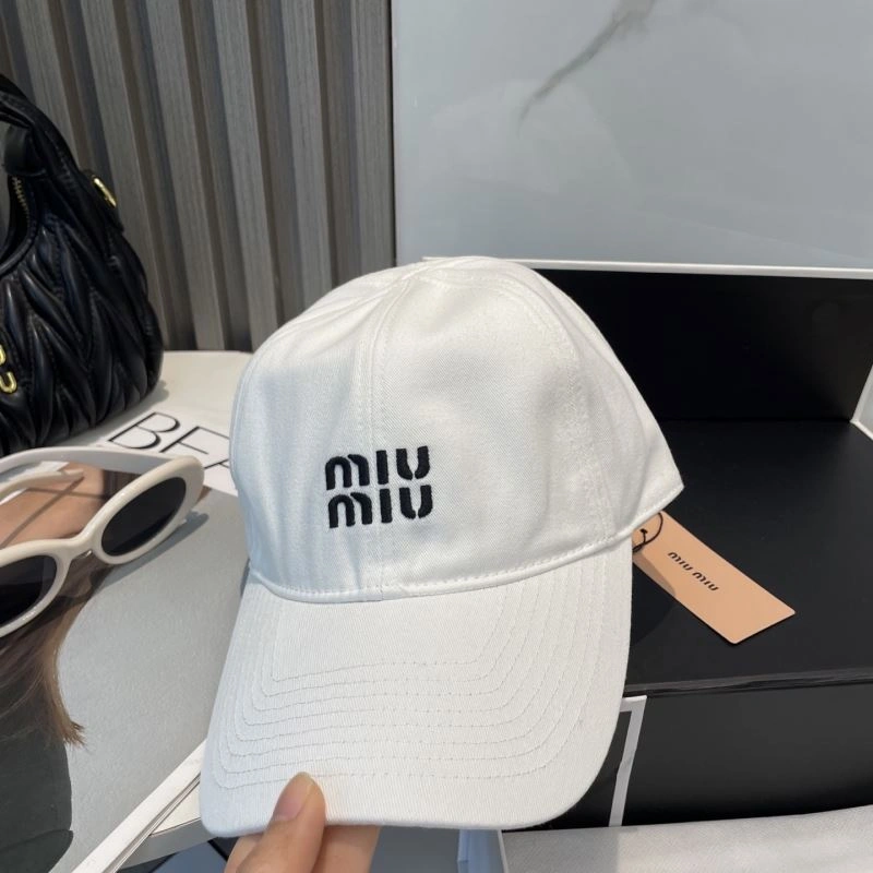 Miu Miu Caps Bright 257569