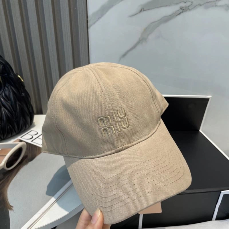 Miu Miu Caps ModernLook 257579