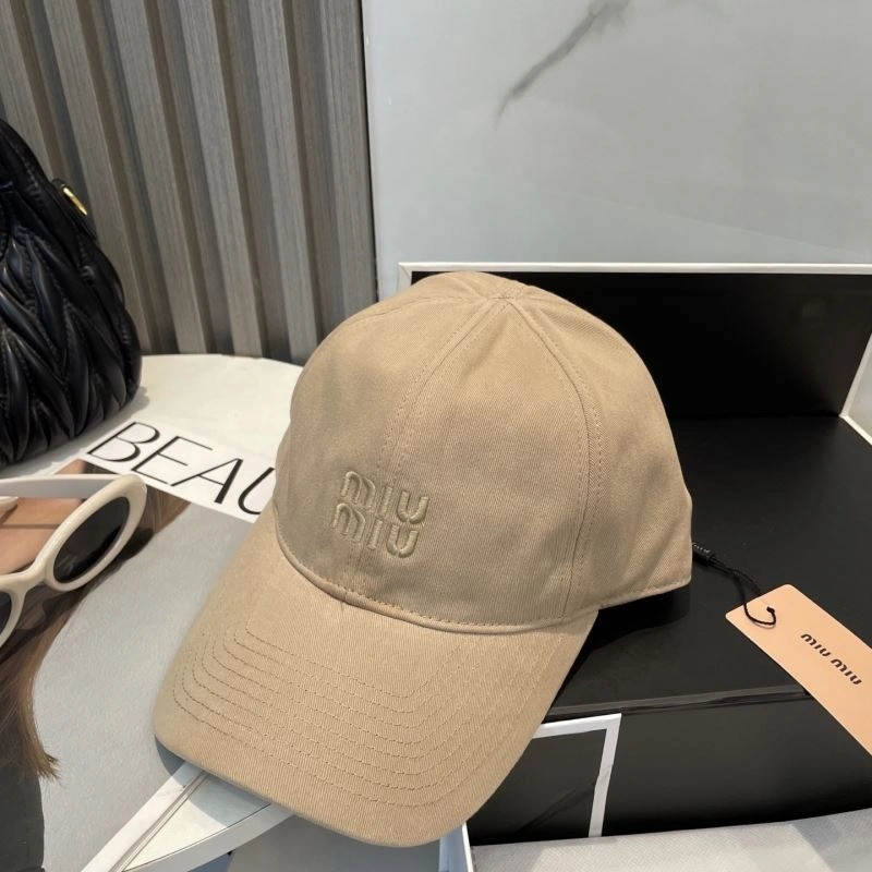 Miu Miu Caps ModernLook 257579