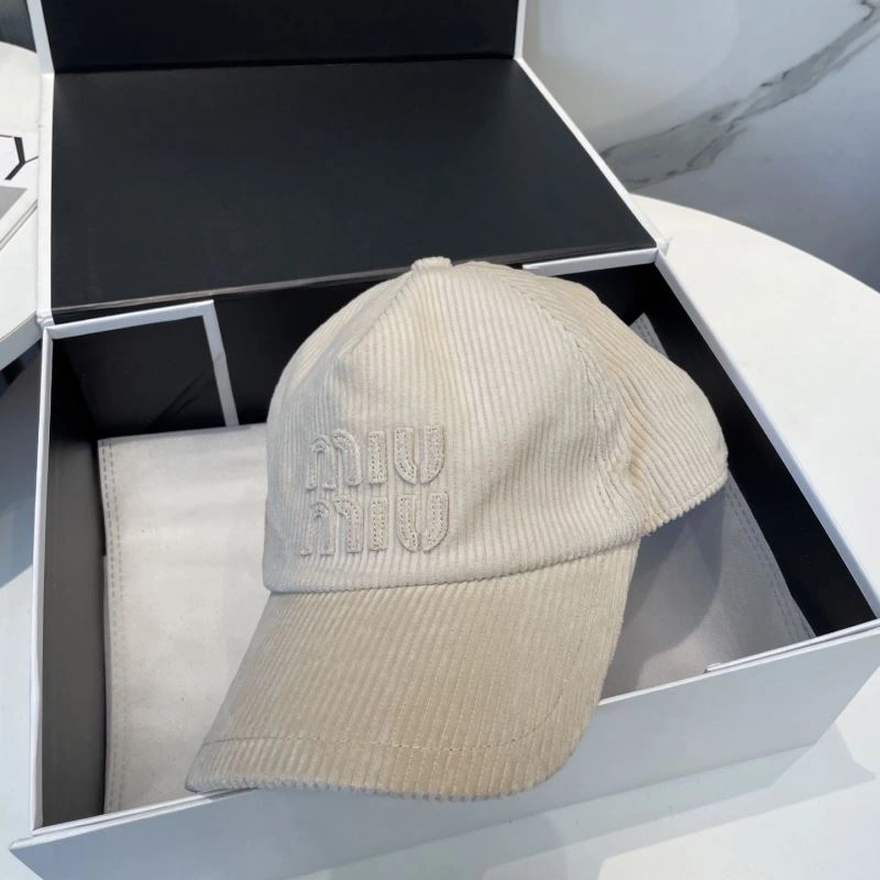 Miu Miu Caps ZeroBulk 257568
