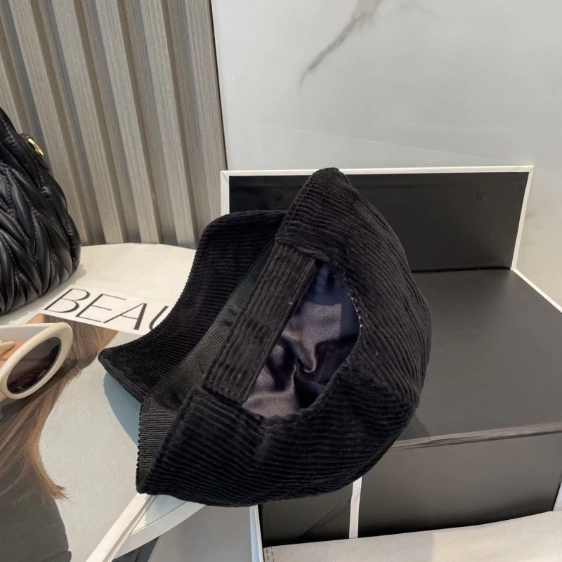 Miu Miu Caps Comfortable 257565