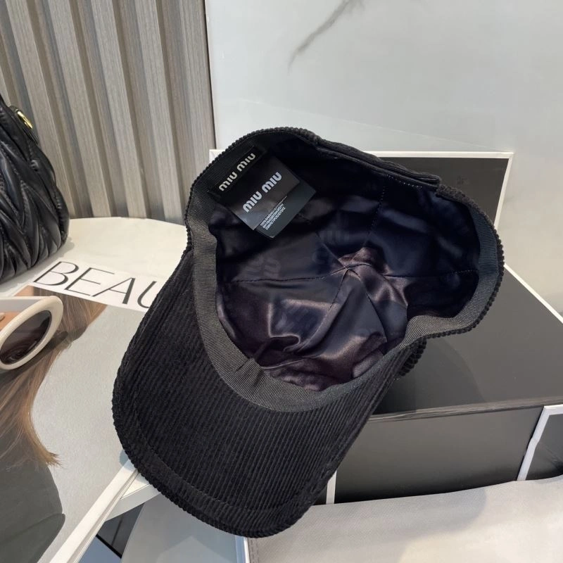 Miu Miu Caps Comfortable 257565