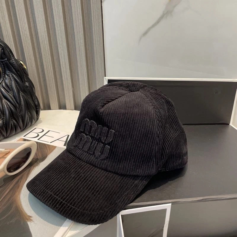 Miu Miu Caps Comfortable 257565