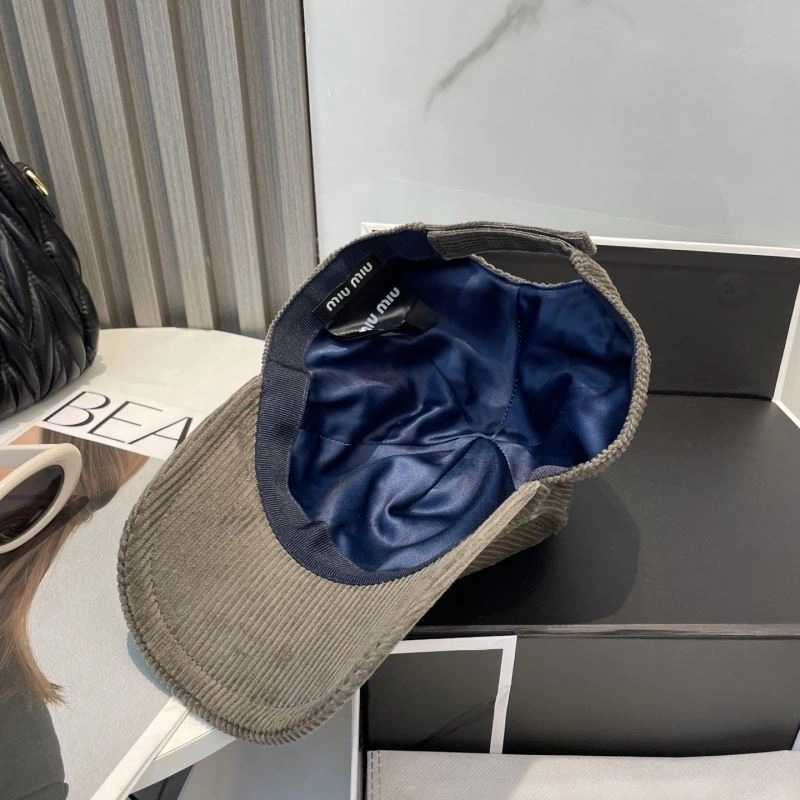 Miu Miu Caps ZeroBulk 257587