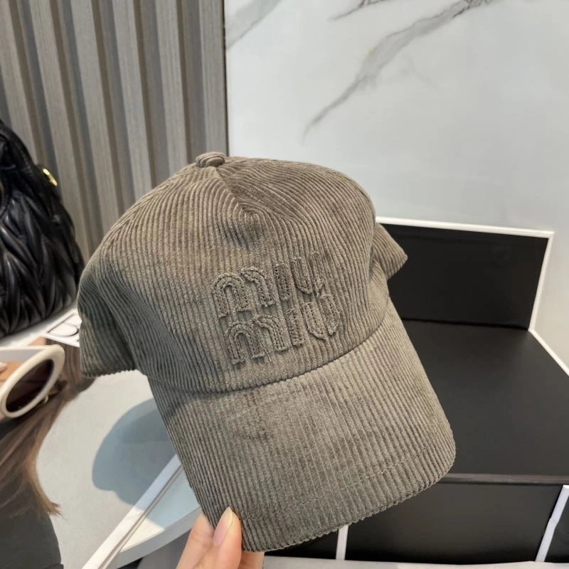 Miu Miu Caps ZeroBulk 257587