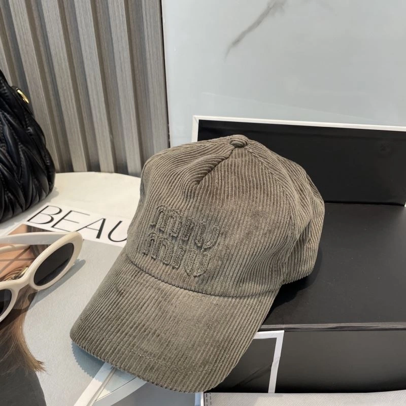 Miu Miu Caps ZeroBulk 257587