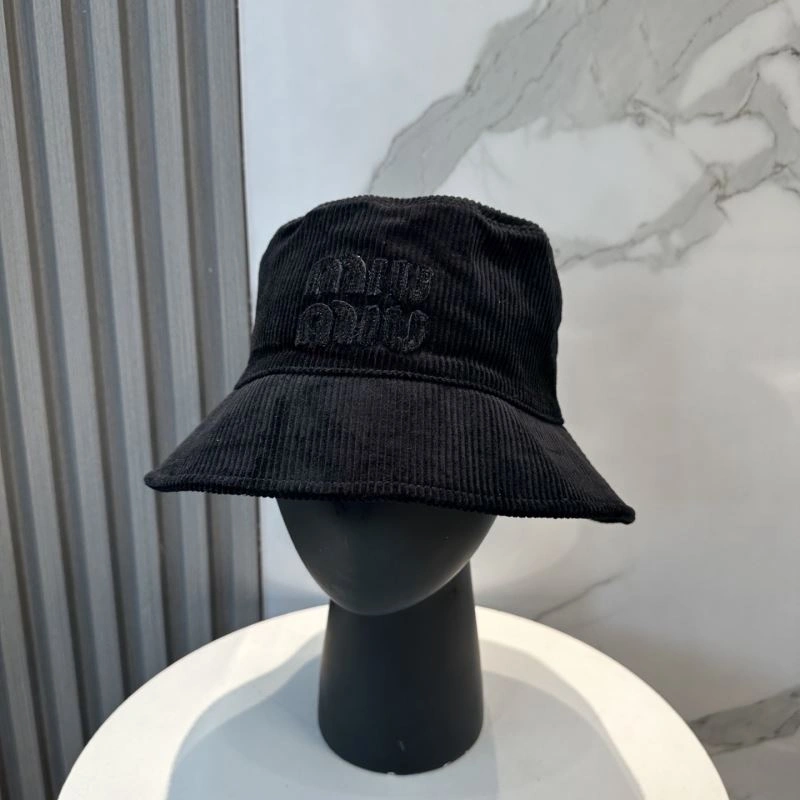 Miu Miu Caps Casual 257586