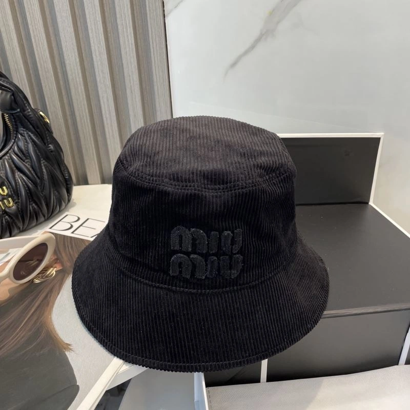 Miu Miu Caps Casual 257586