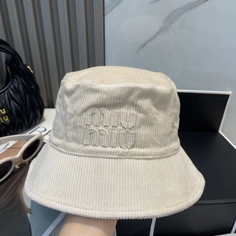 Miu Miu Caps Effortless 257589