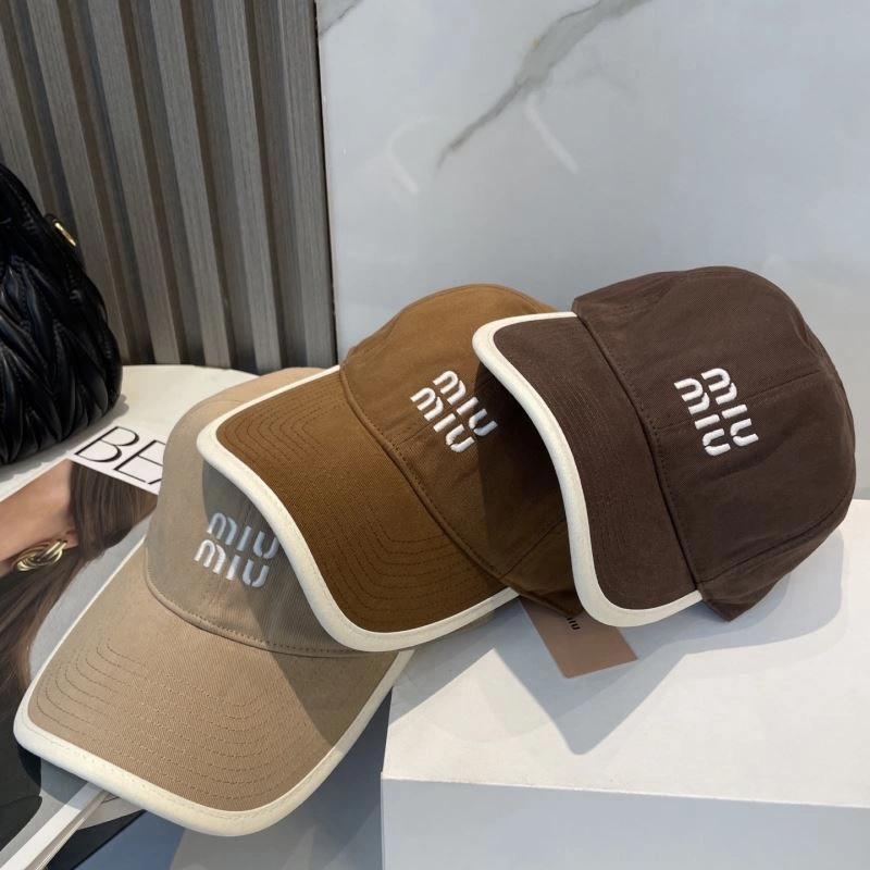 Miu Miu Caps Vibrant 257578