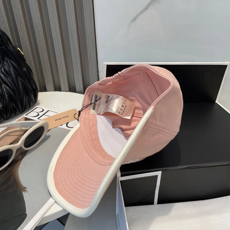 WellDesigned Miu Miu Caps 257558