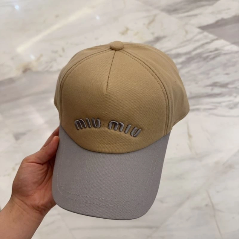 Miu Miu Caps ModernLook 257553