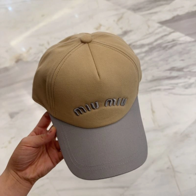 Miu Miu Caps ModernLook 257553