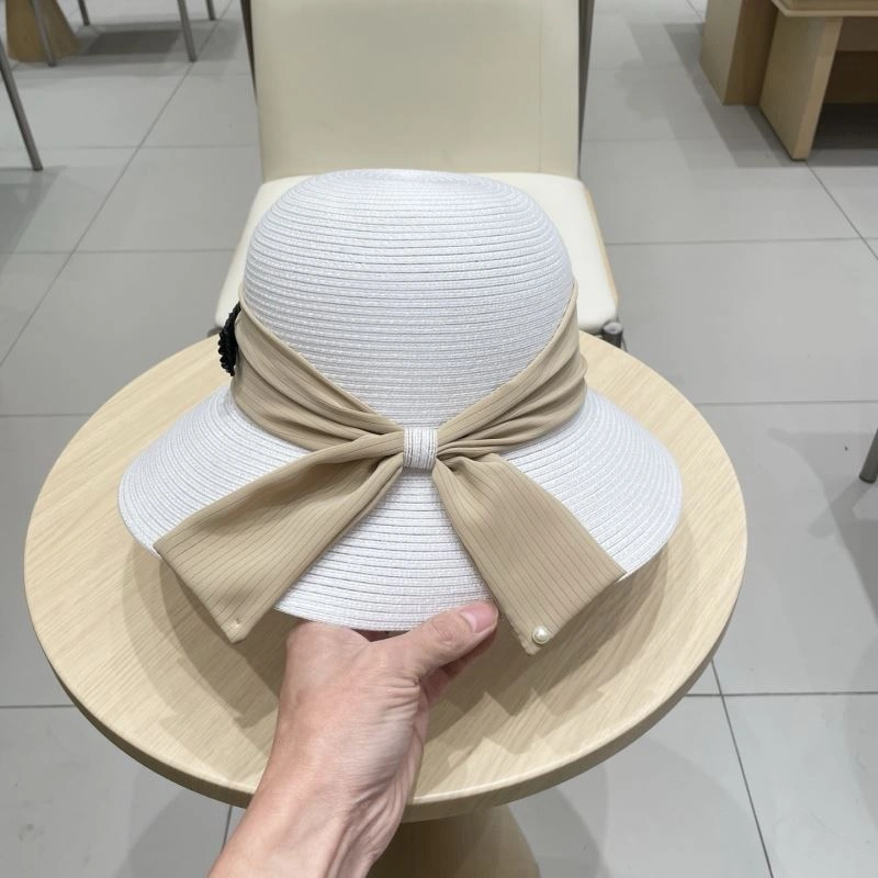 Miu Miu Caps Timeless 257549