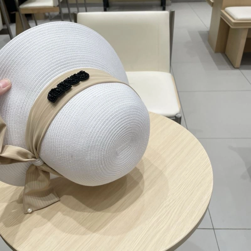 Miu Miu Caps Timeless 257549