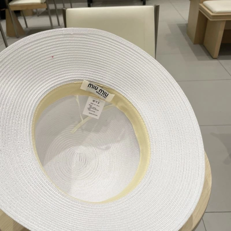 Miu Miu Caps Timeless 257549