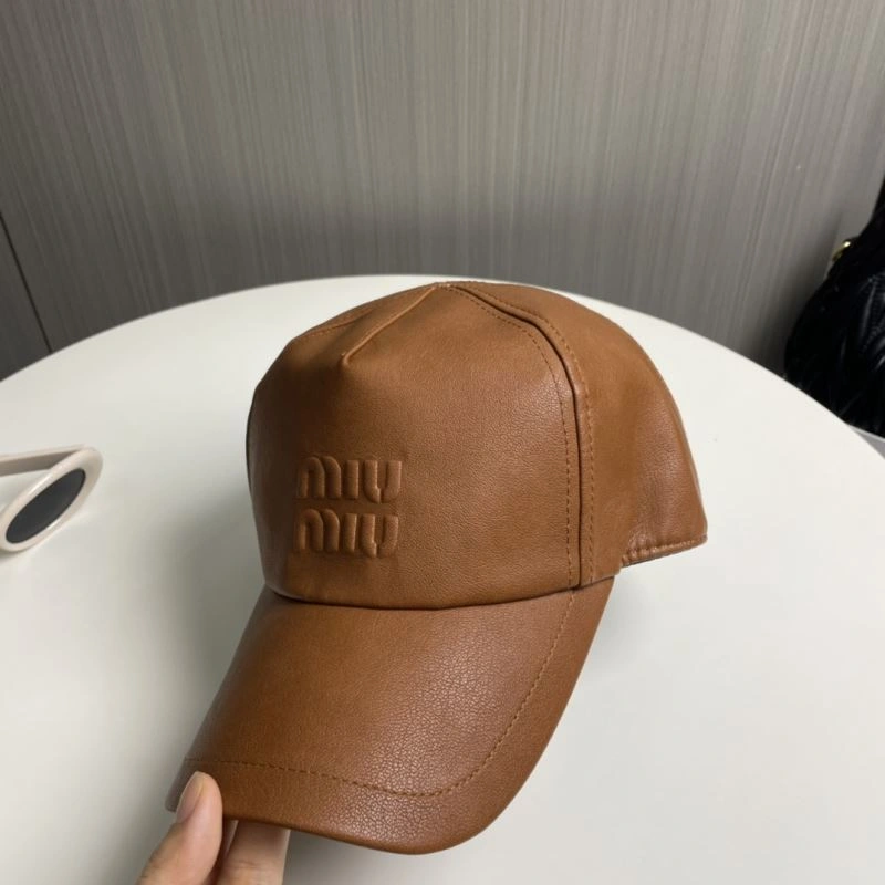 Miu Miu Caps Versatile 257522