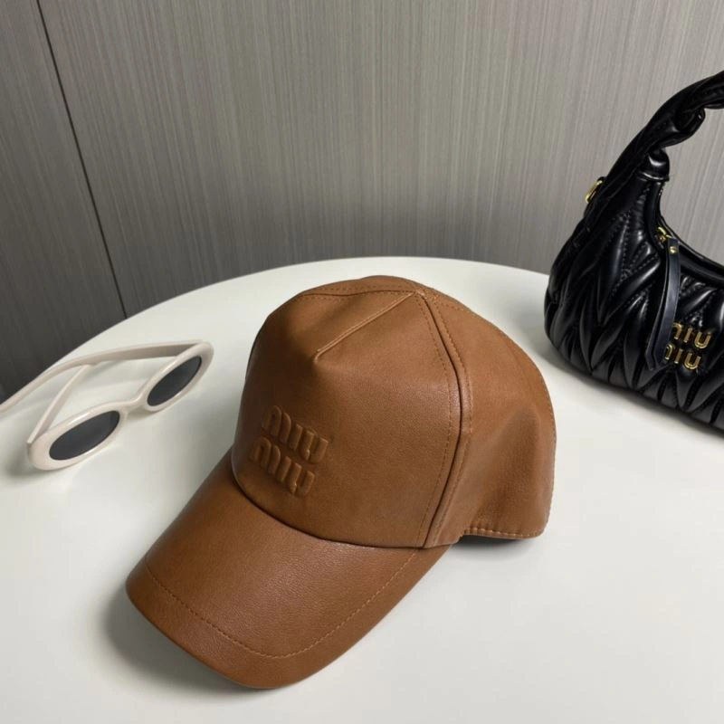 Miu Miu Caps Versatile 257522