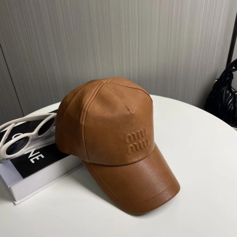 Miu Miu Caps Versatile 257522