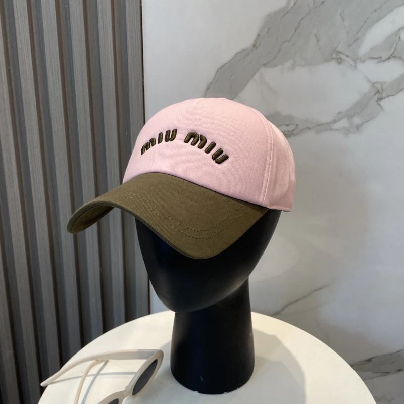 Miu Miu Caps Versatile 257545