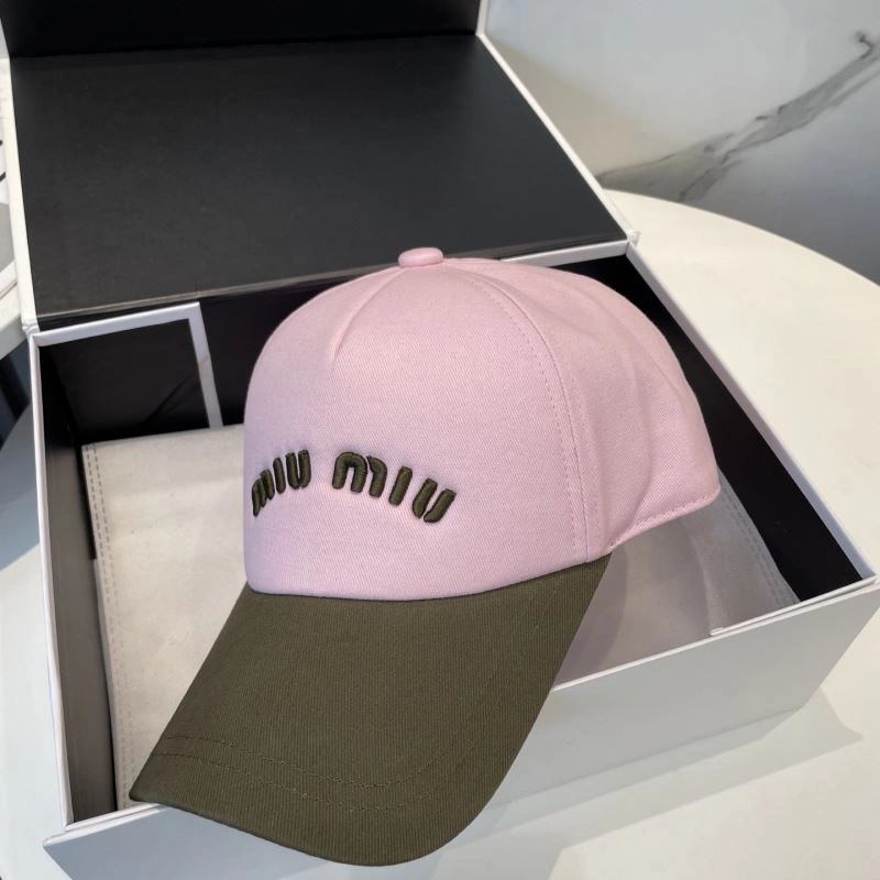 Miu Miu Caps Versatile 257545