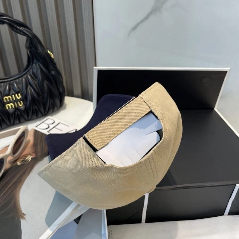 Miu Miu Caps Flexible 257524