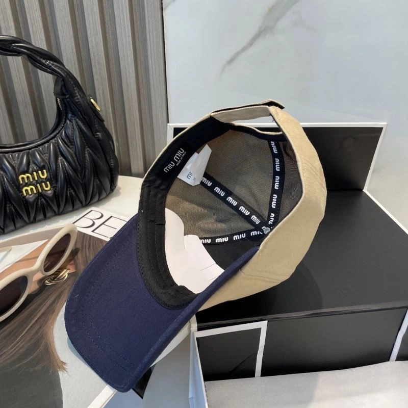 Miu Miu Caps Flexible 257524