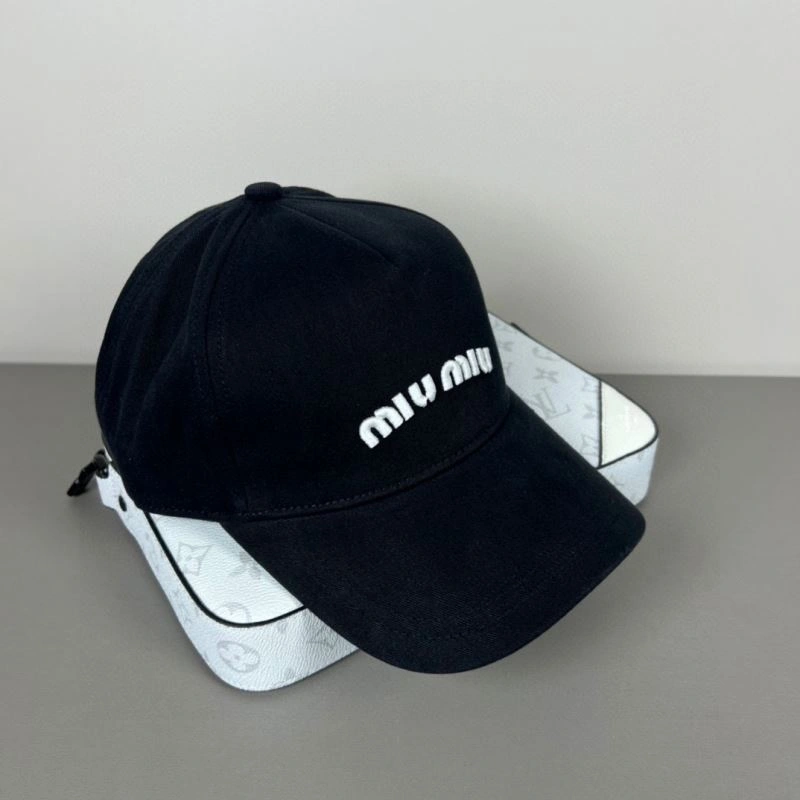 Miu Miu Caps EasyCare 257512