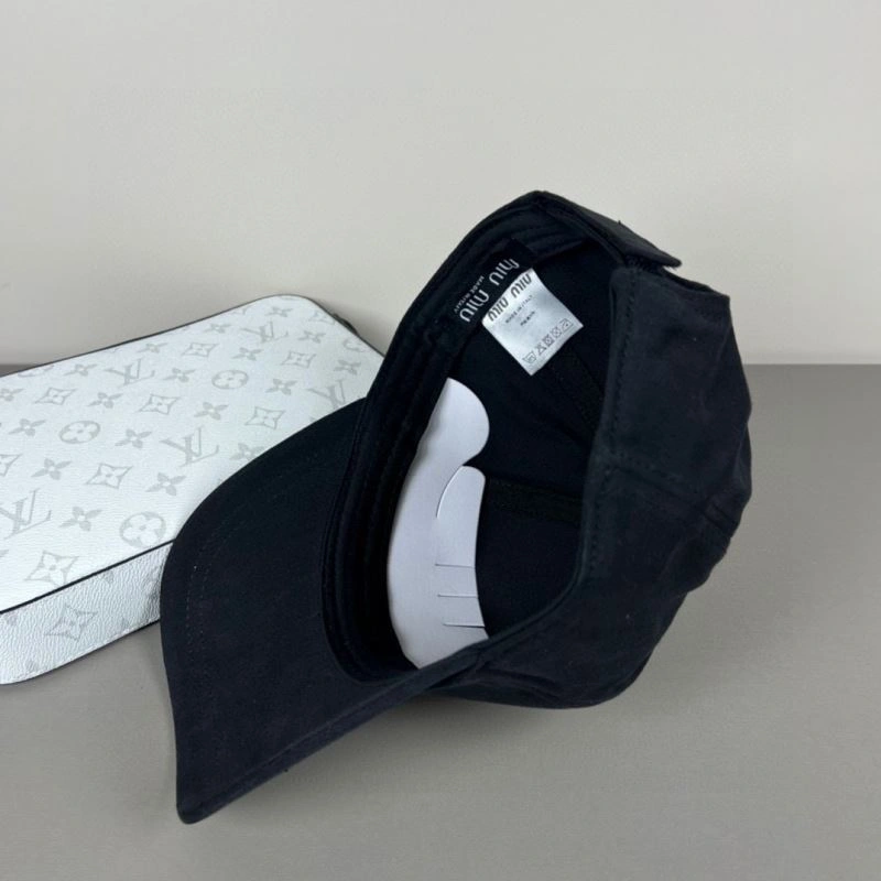 Miu Miu Caps EasyCare 257512