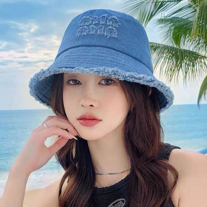 Miu Miu Caps QuickDry 257501