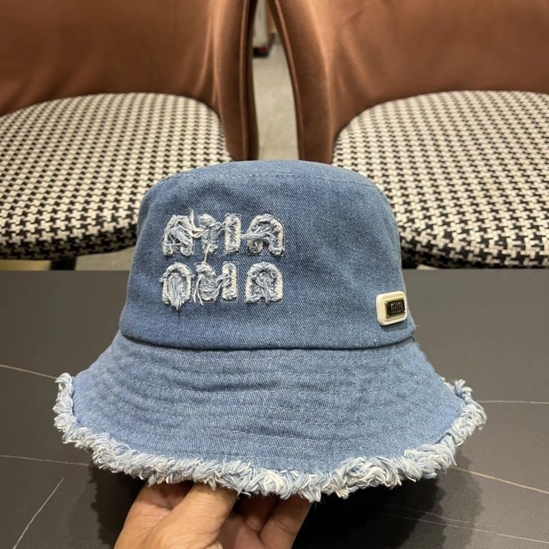 Miu Miu Caps QuickDry 257501