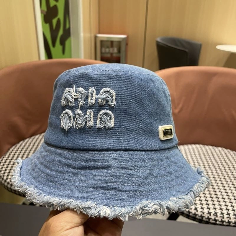 Miu Miu Caps QuickDry 257501