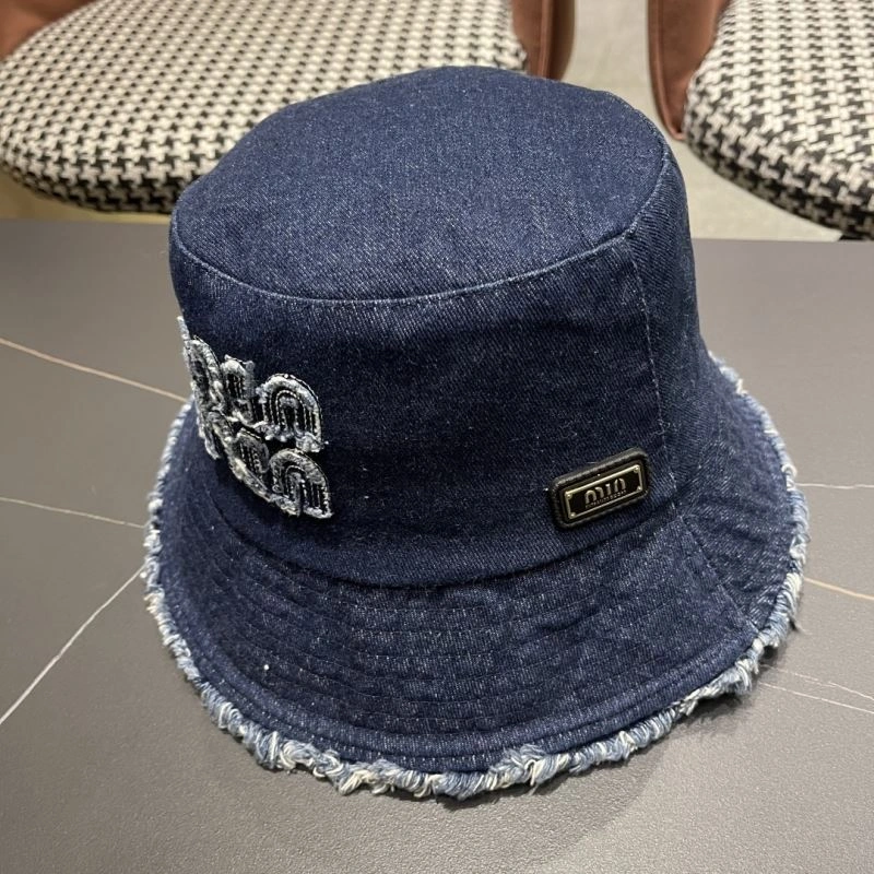 Miu Miu Caps Timeless 257500