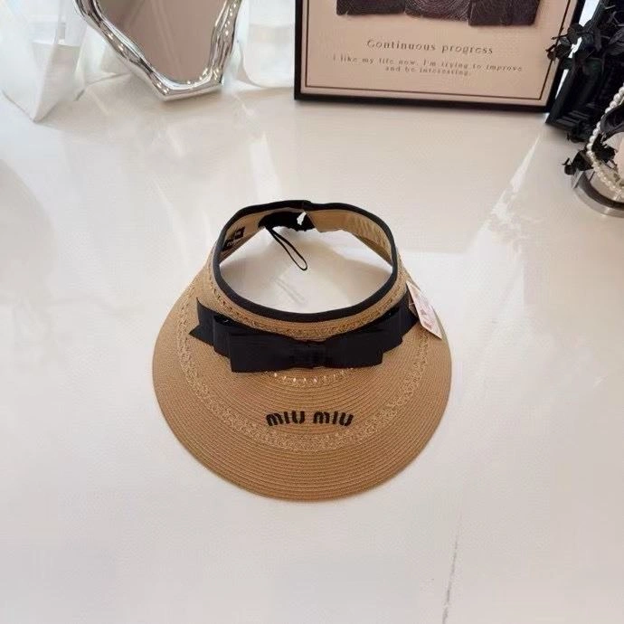Miu Miu Caps FlexibleFit 261741