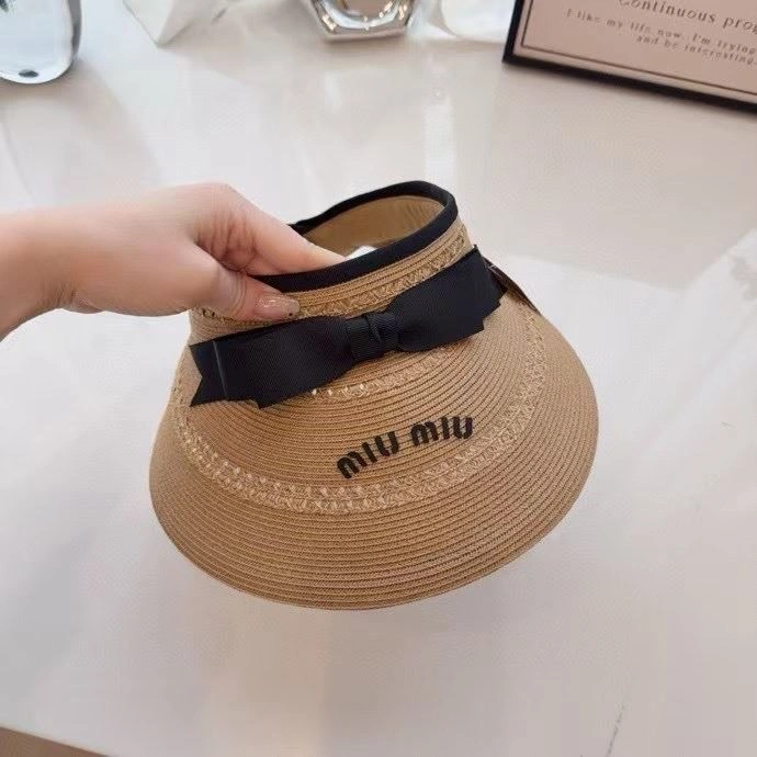 Miu Miu Caps FlexibleFit 261741