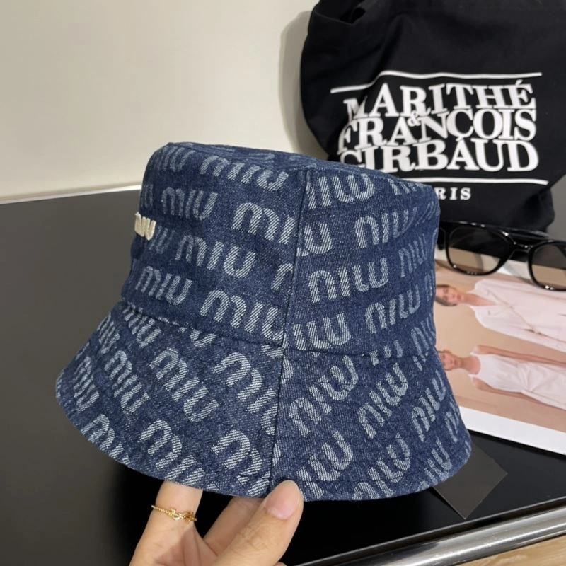 Miu Miu Caps Timeless 261756