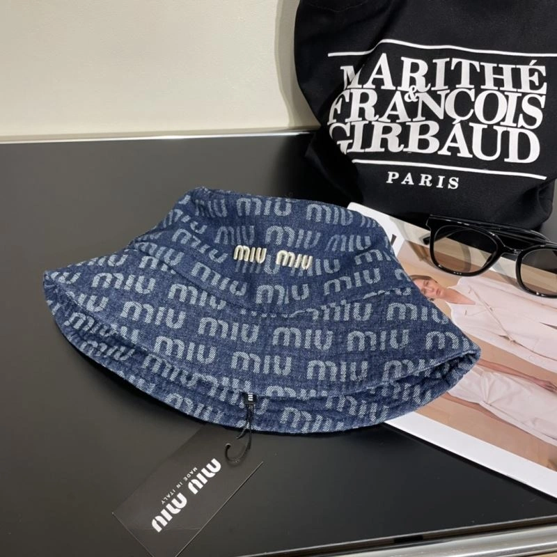 Miu Miu Caps Timeless 261756