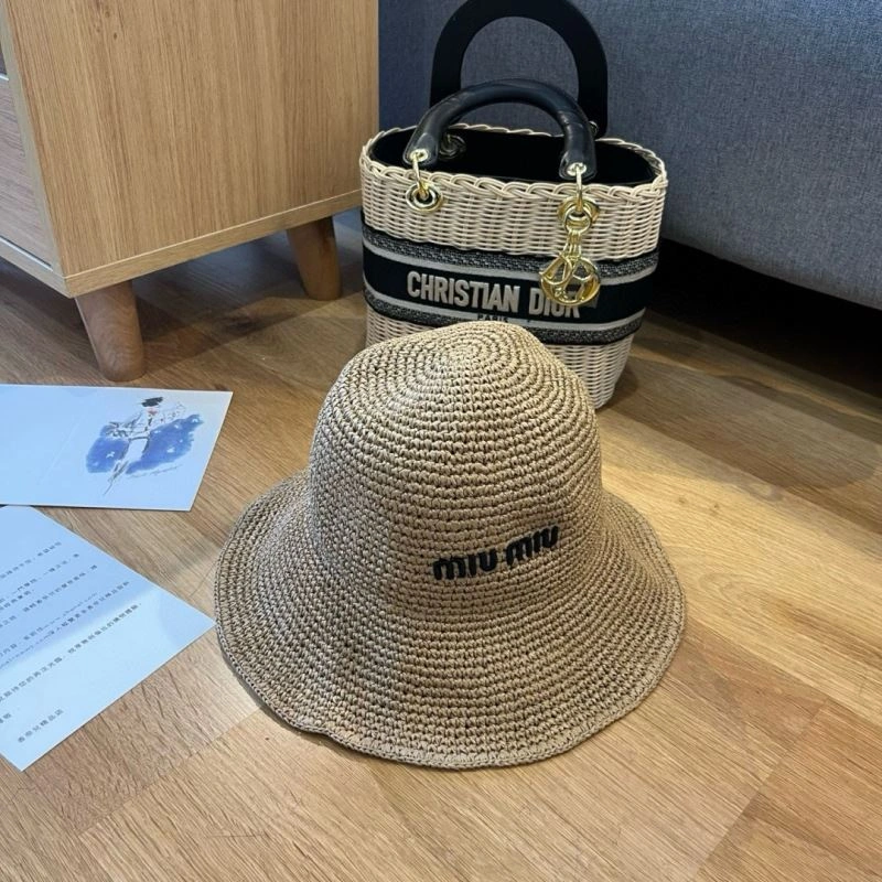 Miu Miu Caps Cozy 261739