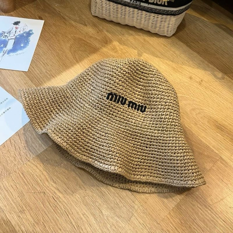 Miu Miu Caps Cozy 261739