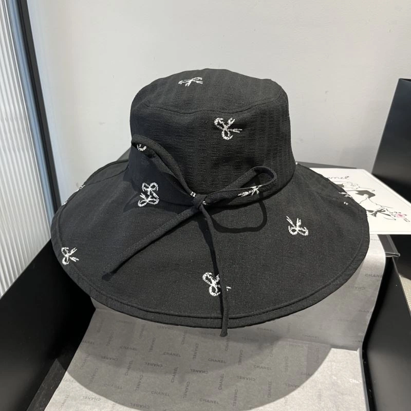Miu Miu Caps SunProtective 261736
