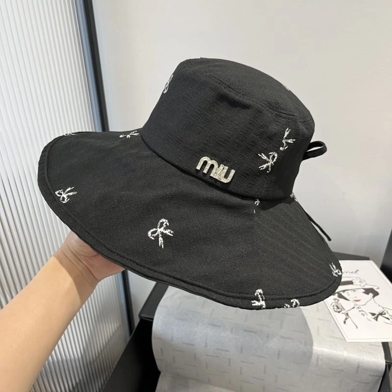 Miu Miu Caps SunProtective 261736
