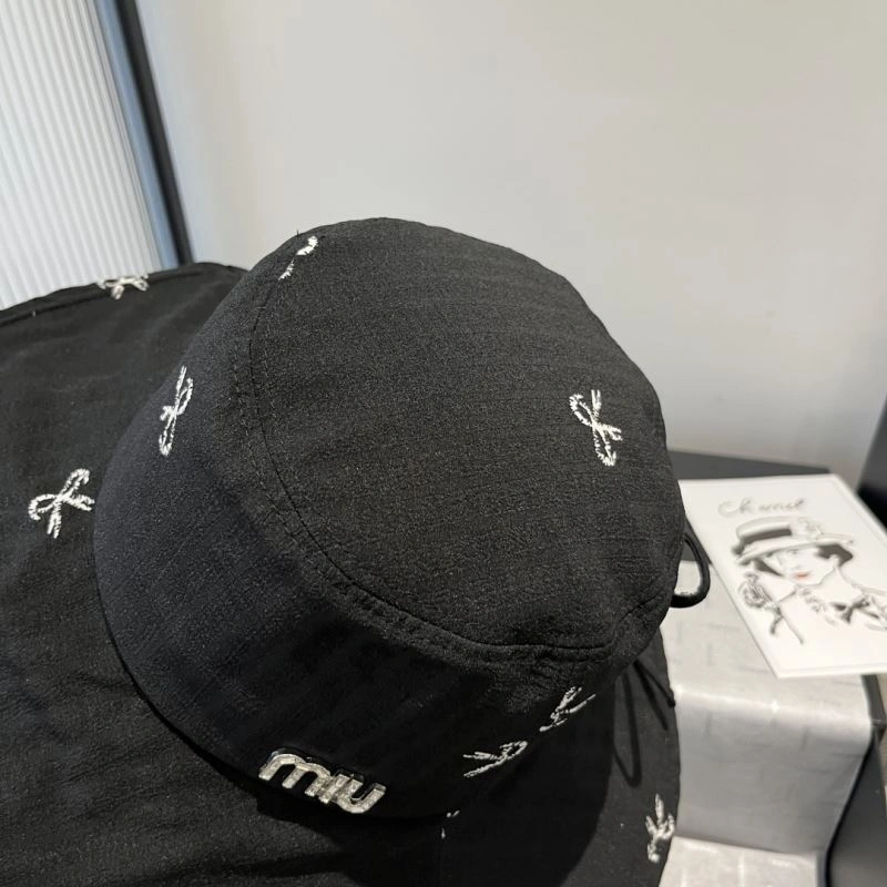 Miu Miu Caps SunProtective 261736