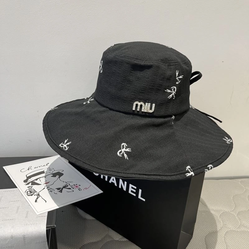 Miu Miu Caps SunProtective 261736