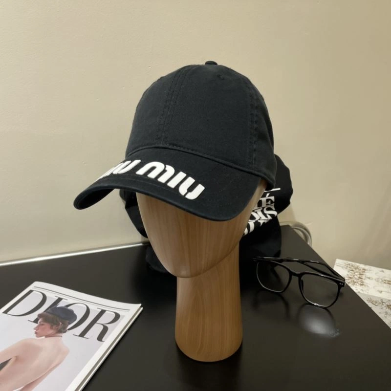 Miu Miu Caps NewStyle 261709