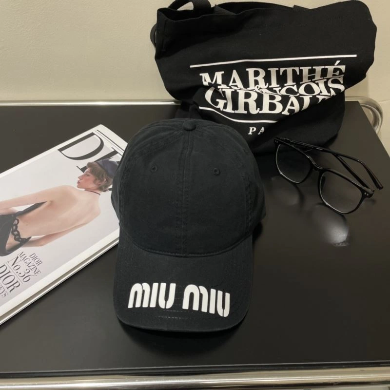 Miu Miu Caps NewStyle 261709