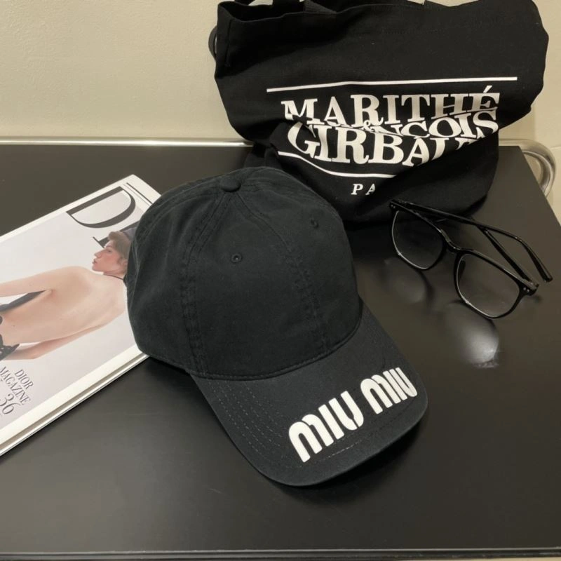 Miu Miu Caps NewStyle 261709
