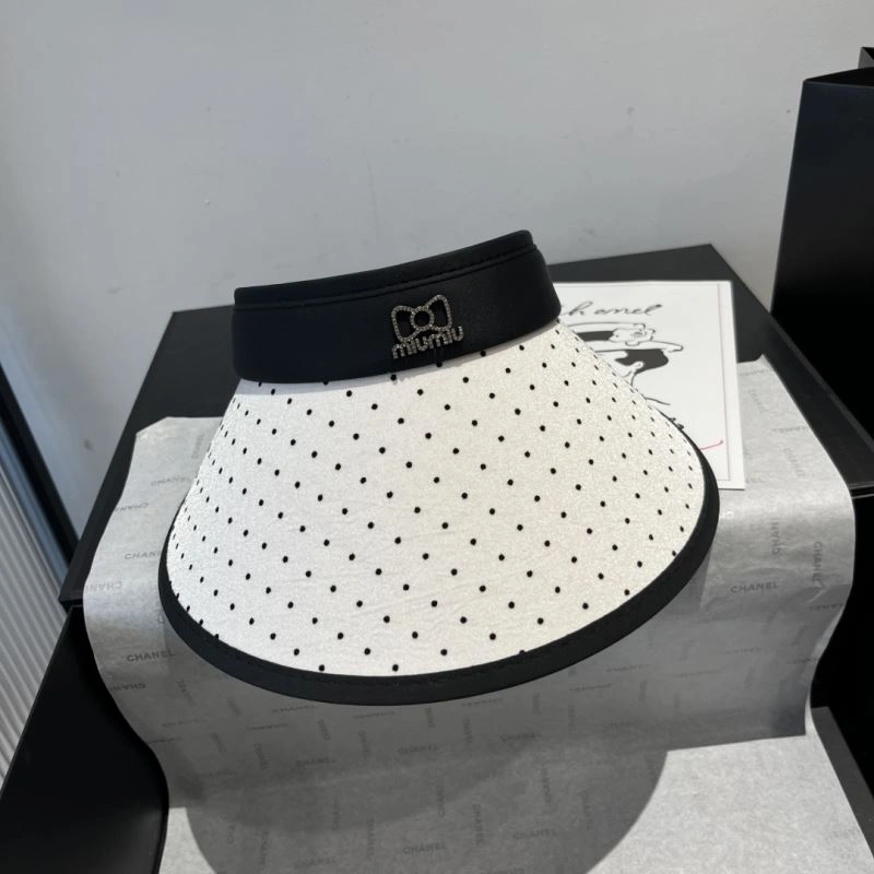 Miu Miu Caps Bold 261712