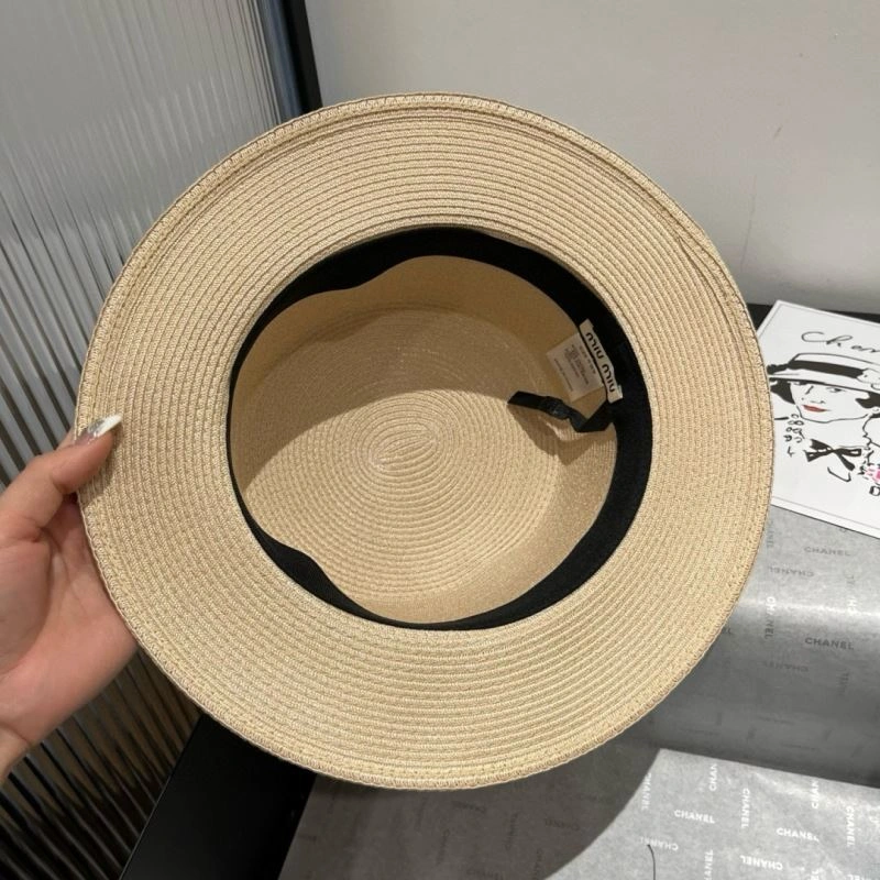 Miu Miu Caps UrbanChic 261731